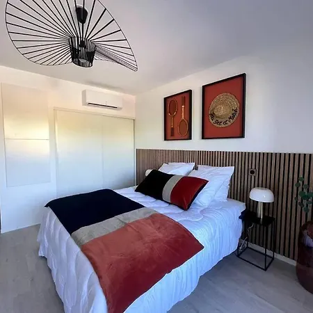 108 2 Personnes Tennis Apartment
